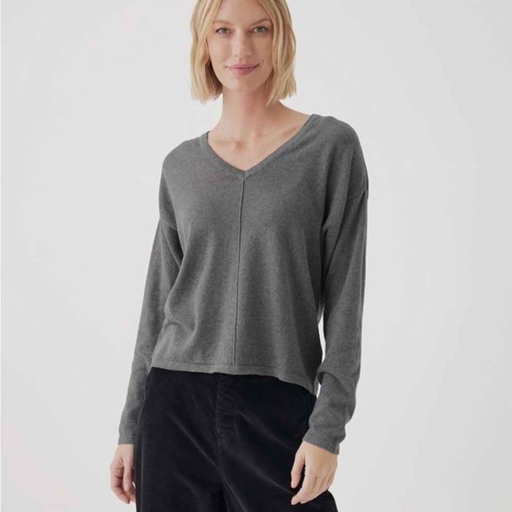 Lands' End Charcoal V-Neck Sweater